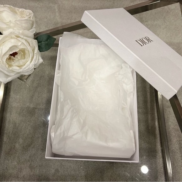 Dior Shoe Box - Picture 4 of 8
